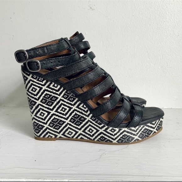 Lucky Brand Shoes - Lucky Brand Labelle' Caged Black And White Wedge Platform Sandal Size 8 1/2